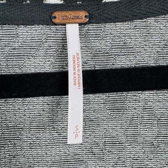 Free People Cheetah Print Square Neck Puff Sleeve Top Size S - Picture 4 of 8